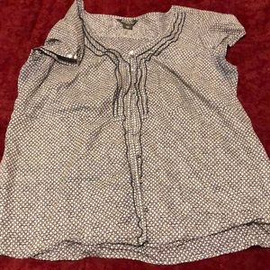 Eddie Bauer cap sleeve flower blouse